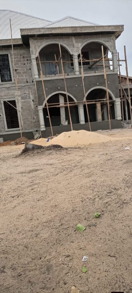 House construction and exterior works